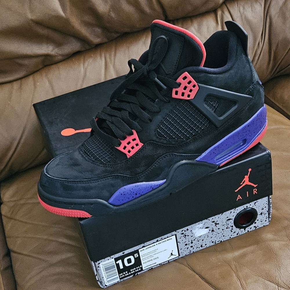 Men's Nike Air Jordan 4 Retro NRG Raptors OVU Drake Size 10.5 (EXCELLENT SHAPE) - Picture 2 of 14